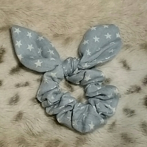 ☆SOLD!☆ Scrunchies - Picture 4 of 7